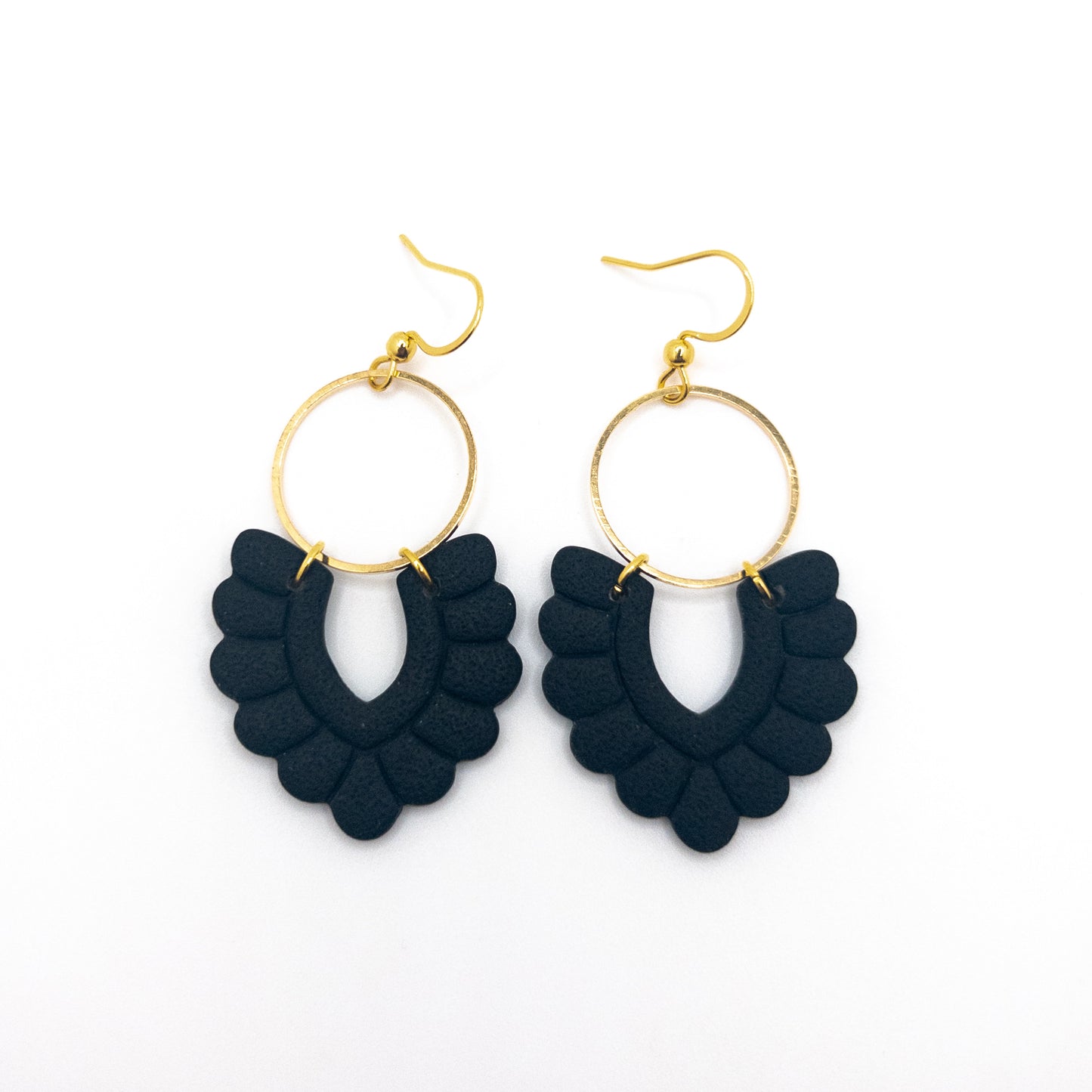 Black Bubbly V Dangle
