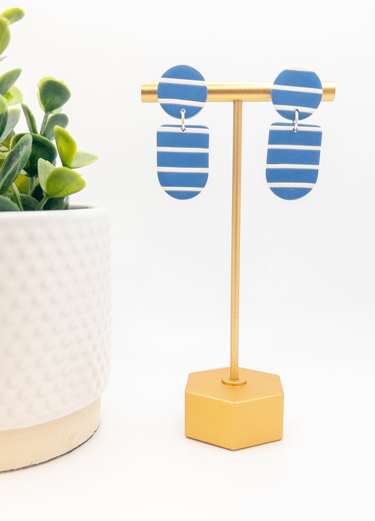 Seaside Stripe Circle and U