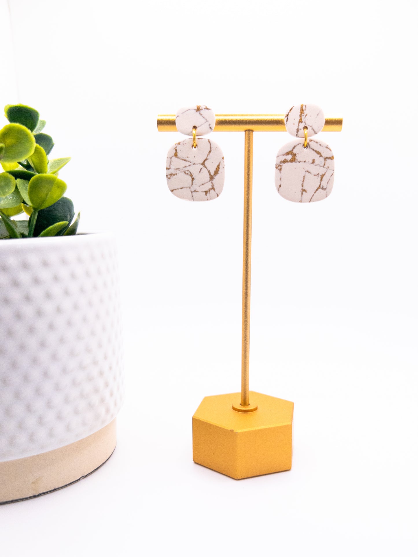 Gold-flecked Cream, Katie Dangle
