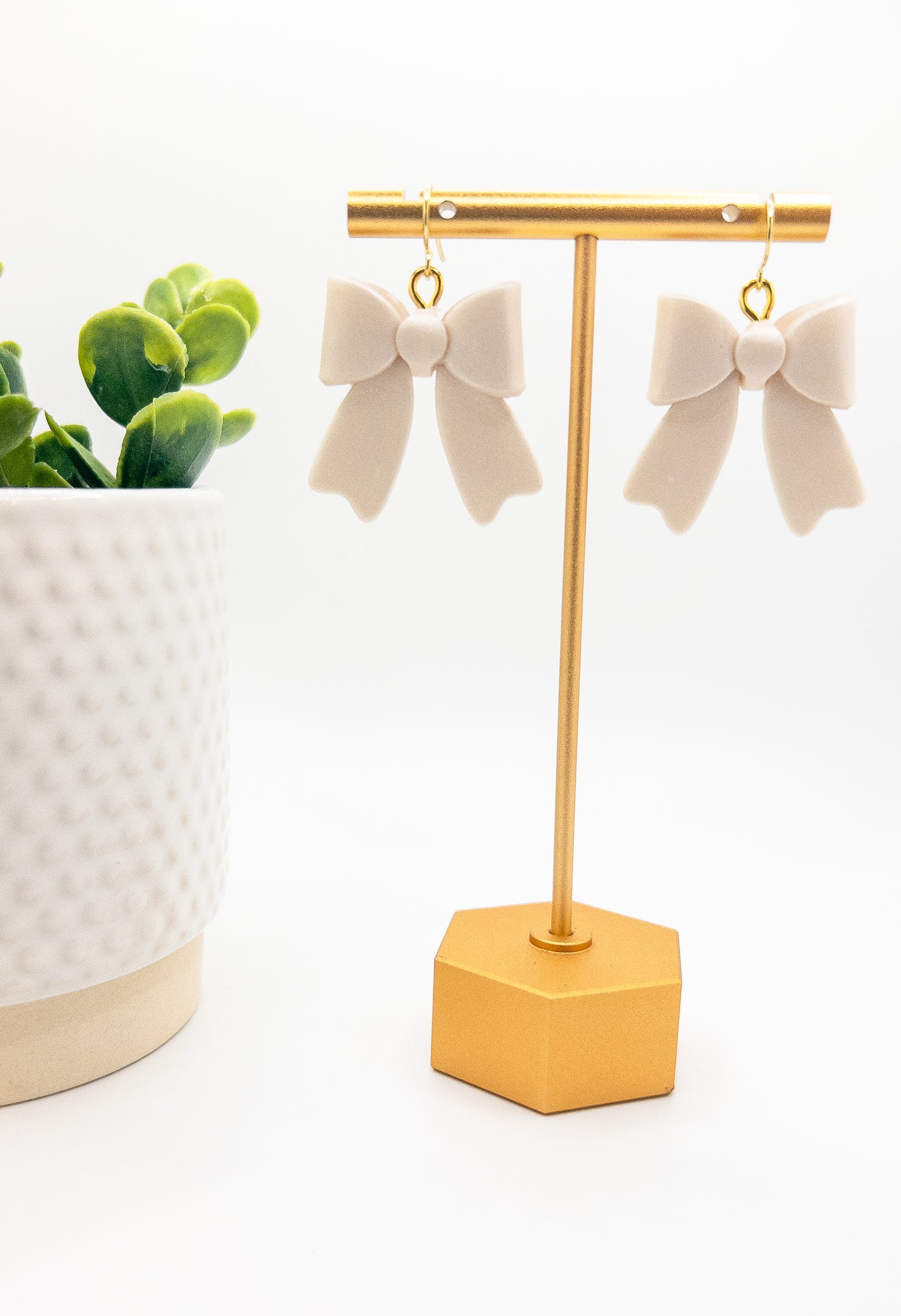 Bow Dangle, Pearl Shimmer
