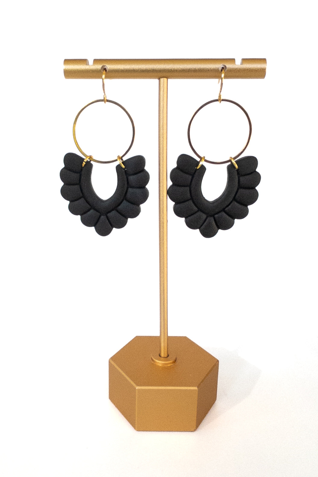 Bubbly V Dangle - multiple colors available