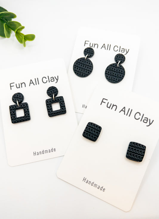 Black knit pattern earrings