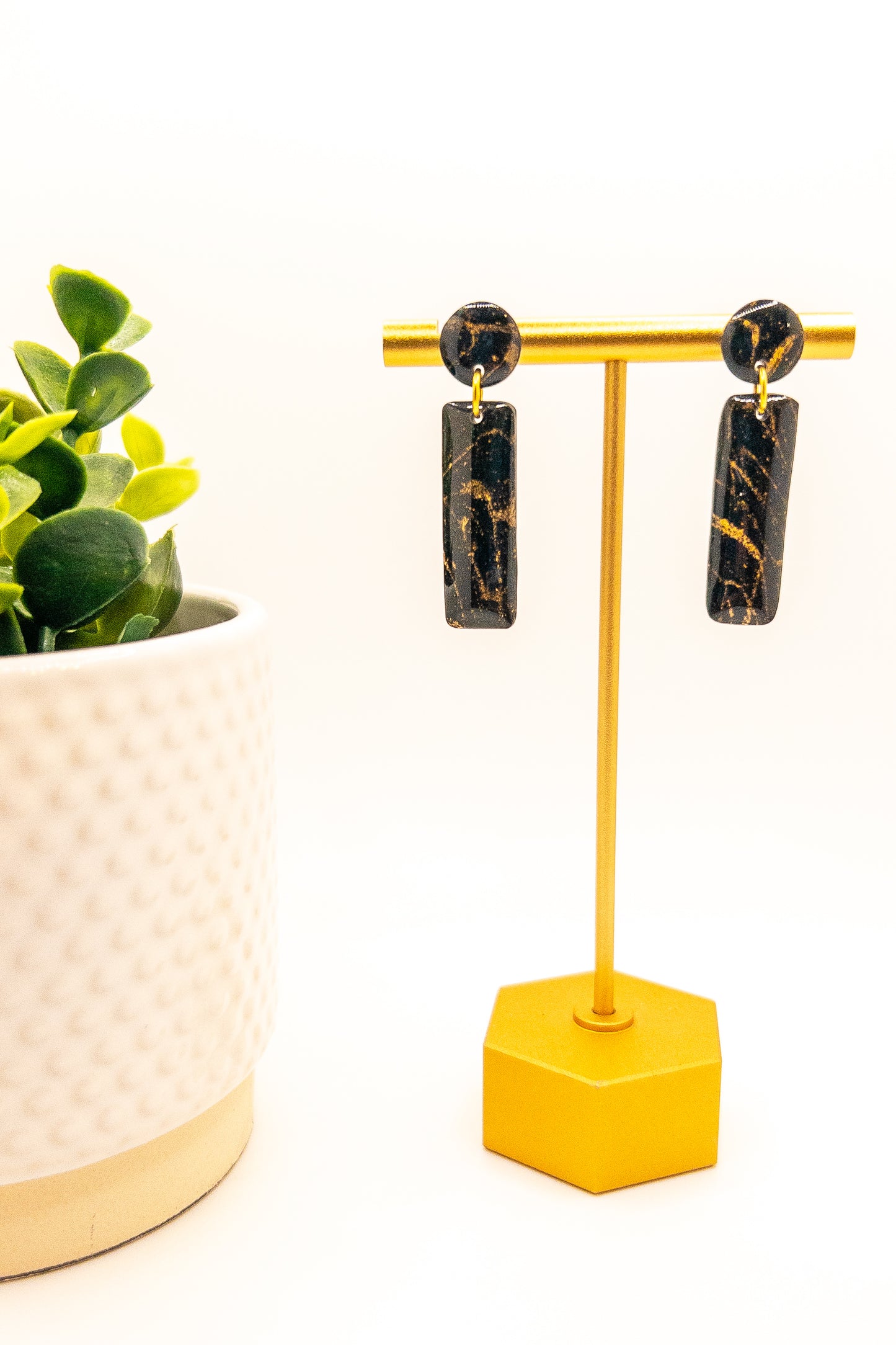 Black and Gold Marble, Laura Dangle