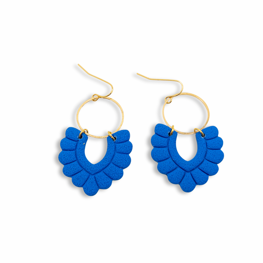 Bubbly V Dangle, French Blue